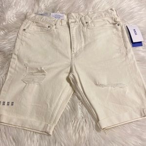 H&M Man Shorts size 32/32 inseam 9” brand new with tags